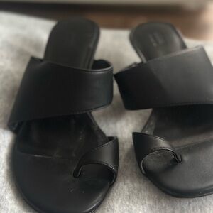Chic Black Women's Sandals